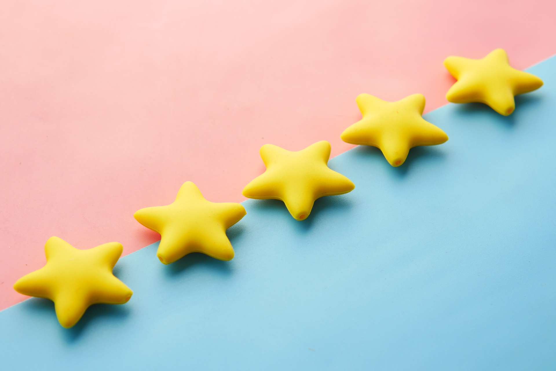 Image of 5 gold stars lined up next to each other. Representing the care you can get in anxiety treatment with an anxiety therapist in Reading, PA. We offer in person and online therapy in Wyomissisng and Pennsylvania. 